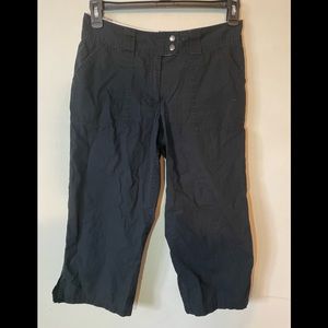 New York & Company black capris